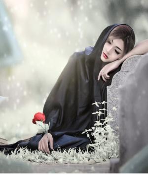  क़तरा क़तरा जीते हैं