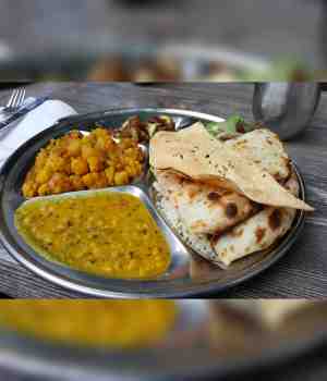 शेजाऱ्याच्या ताटाची वाट