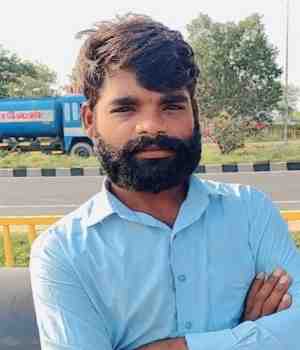 काव्य में कवि मर गया