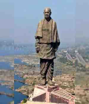 “लौह पुरुष की लौ से गढ़ा अखंड भारत : सरदार वल्लभभाई पटेल का अद्वितीय योगदान”