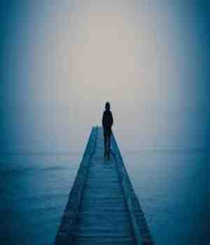 एकाकी.....  पण सशक्त प्रवास