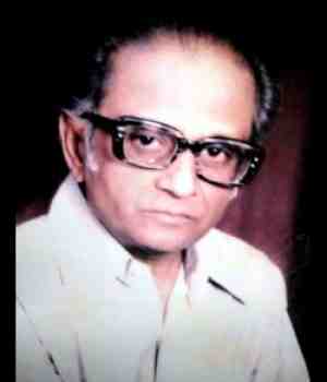 यादों के गलियारे से