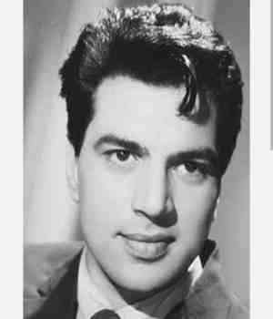 जीना सिखाते कलाकार