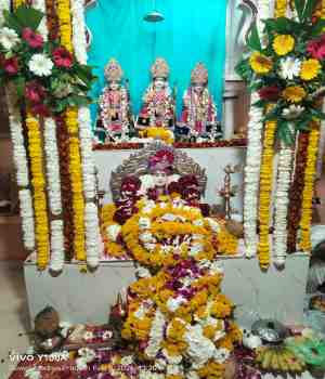 शेगाविचा राणा श्री संत गजानन महाराज..